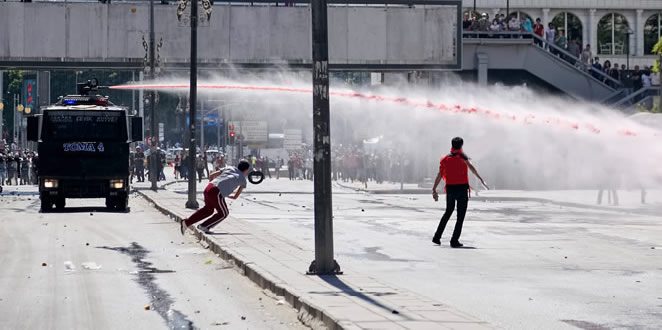 Göstericinin Darbedilerek Öldürülmesi Nedeniyle Eziyet Yasağının İhlal Edilmesi