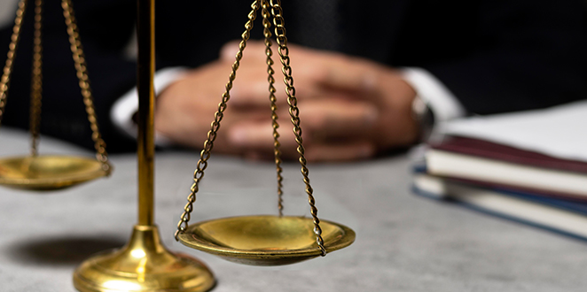 Yüksek Mahkeme Üyelerine Ödenen Ek Tazminat Miktarının Belirlenmesine İlişkin Kuralın Anayasa’ya Aykırı Olduğu